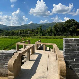 双鸭山花岗岩仿古石材景区使用案例