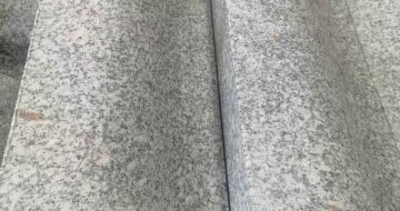 双鸭山芙蓉白S型拉丝面路沿石
