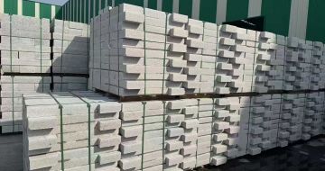 双鸭山芝麻白路沿石