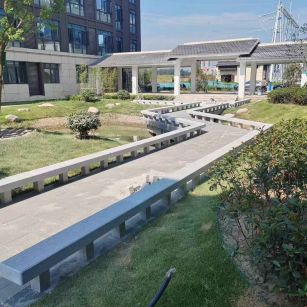 双鸭山 芝麻灰小区坐凳&栏杆安装效果