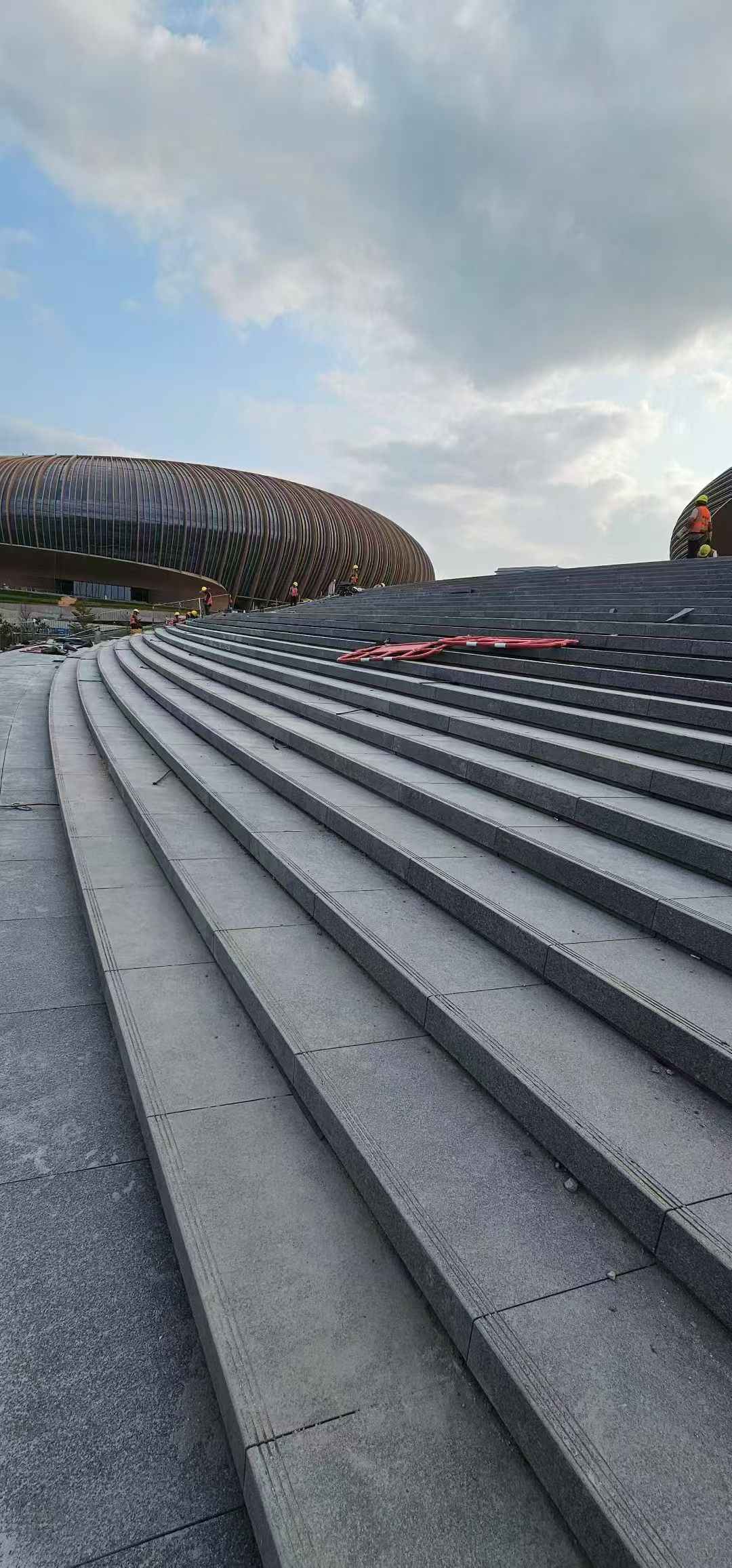 双鸭山 弧形整石台阶铺装效果图