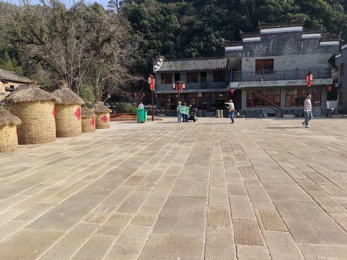 双鸭山仿古石铺装效果