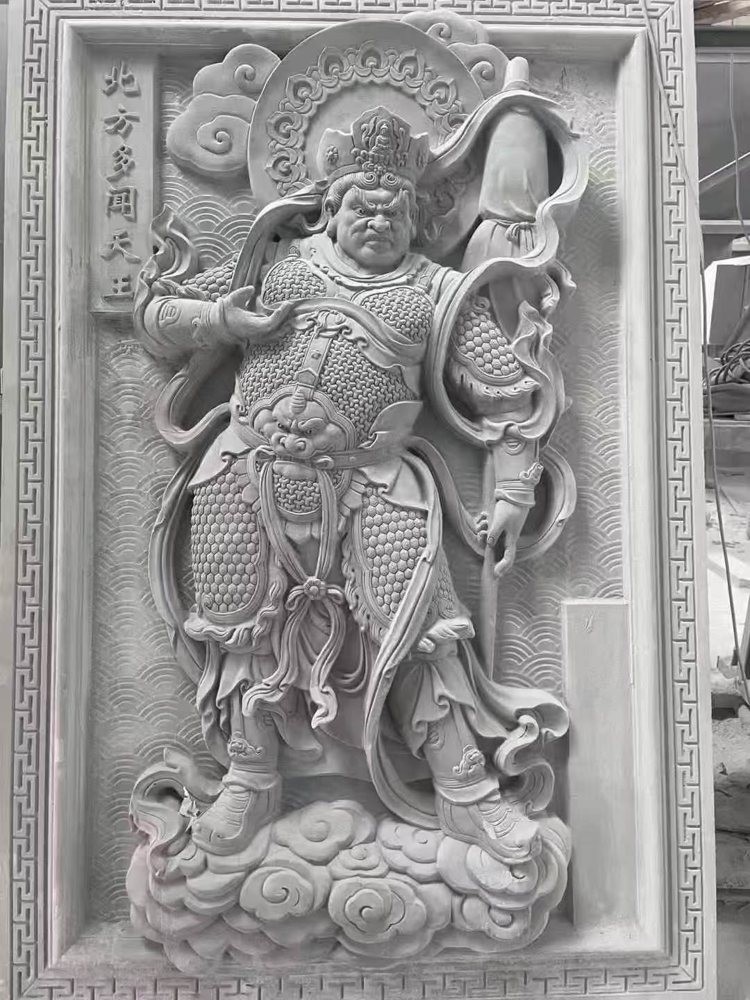 双鸭山 芝麻灰花岗岩人物雕刻——多闻天王