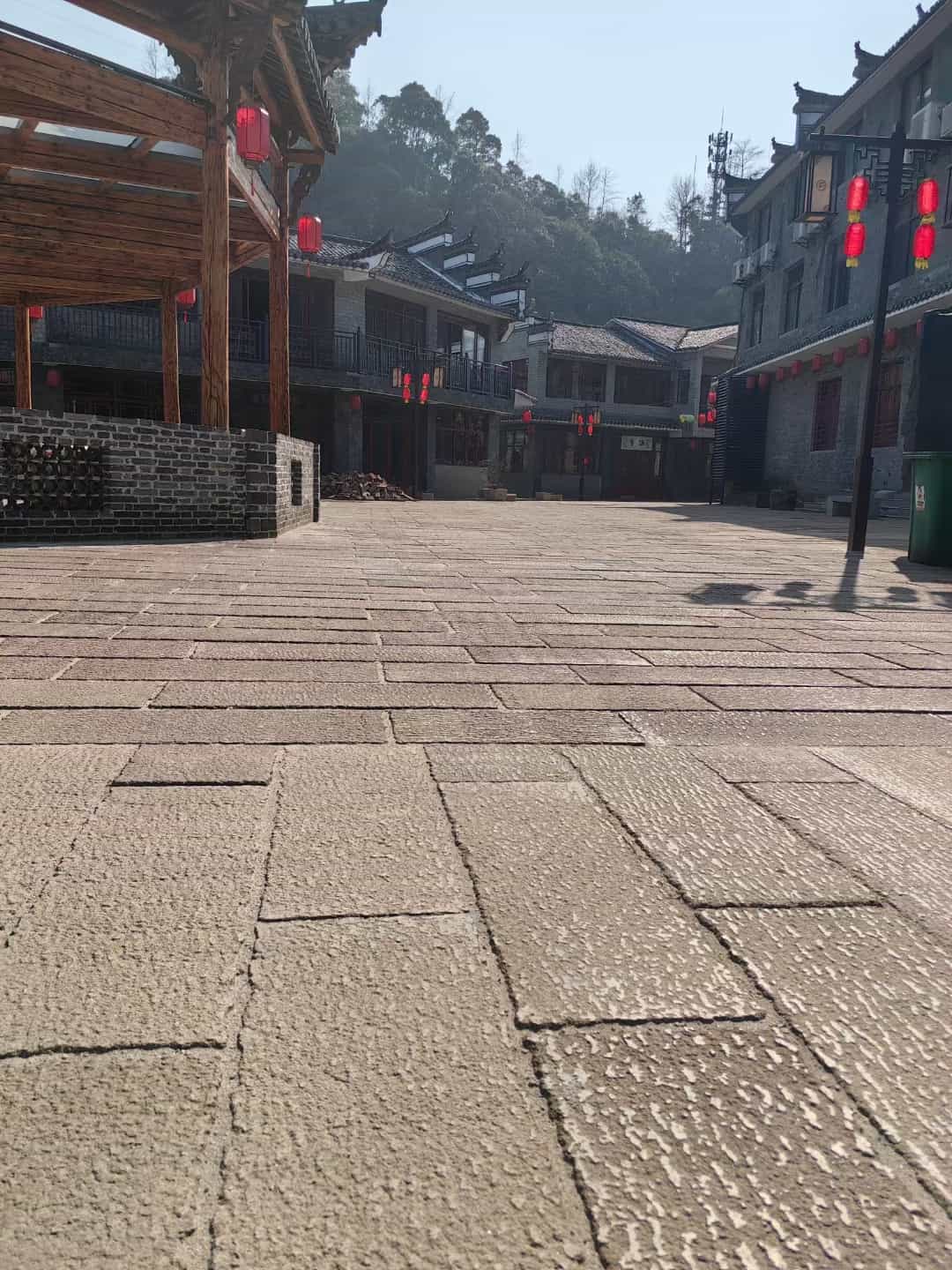双鸭山仿古石铺装效果