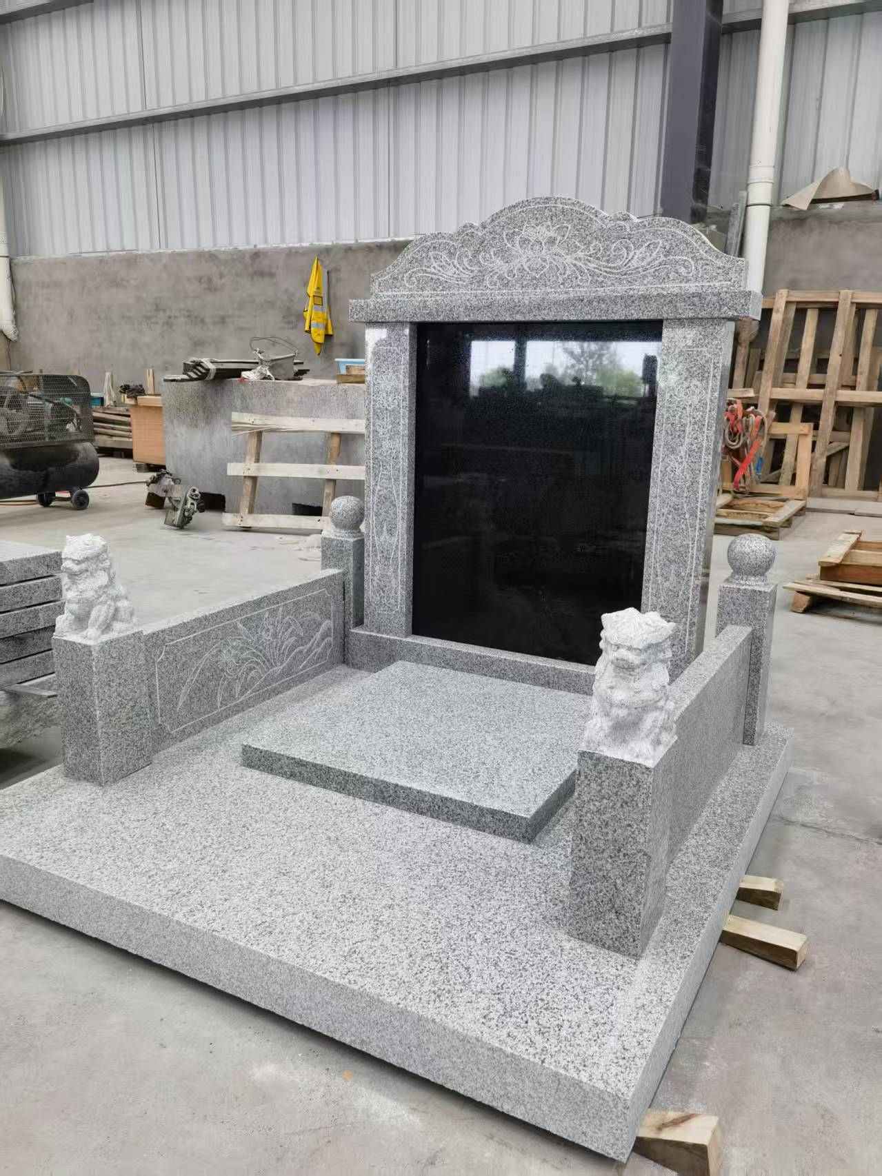 双鸭山 芝麻白公墓、套墓