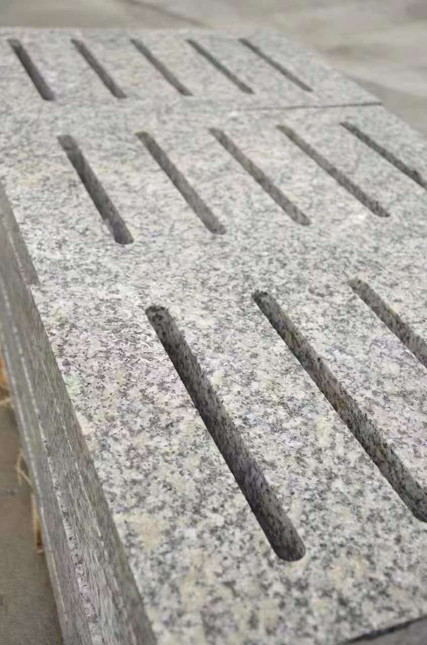 双鸭山芙蓉白水沟盖板