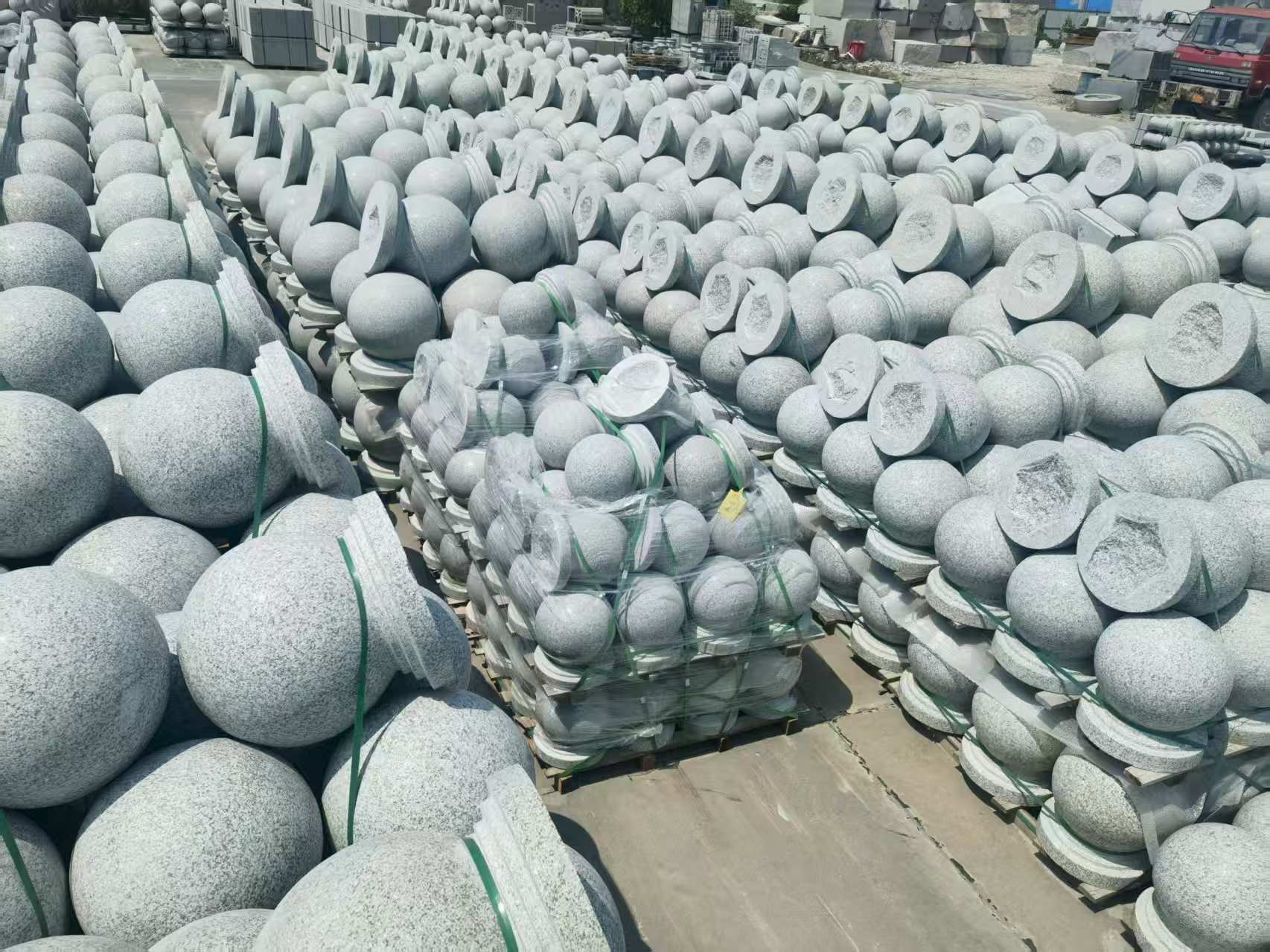 双鸭山 花岗岩实心圆球，石球，挡车球，挡车石，车止石，路障石。