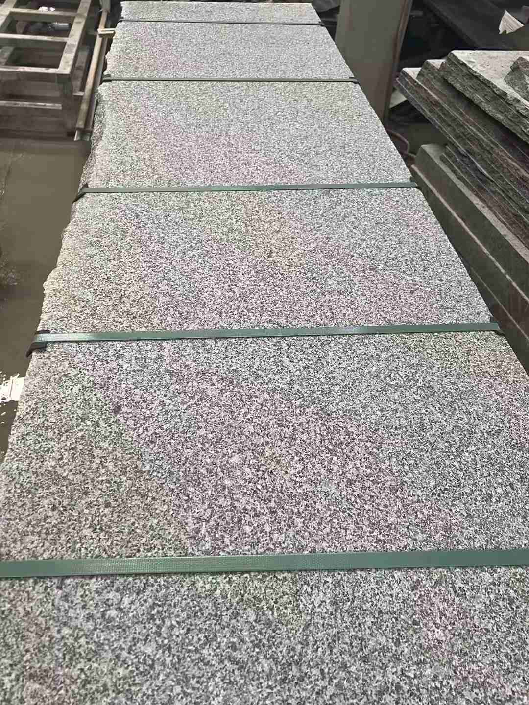 双鸭山 芝麻黑火烧面