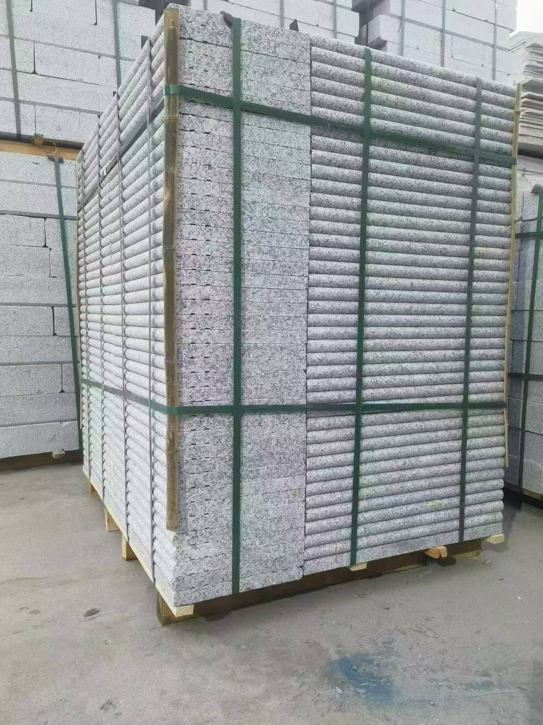 双鸭山 芙蓉白3公分厚磨圆边、拉槽，楼梯踏步