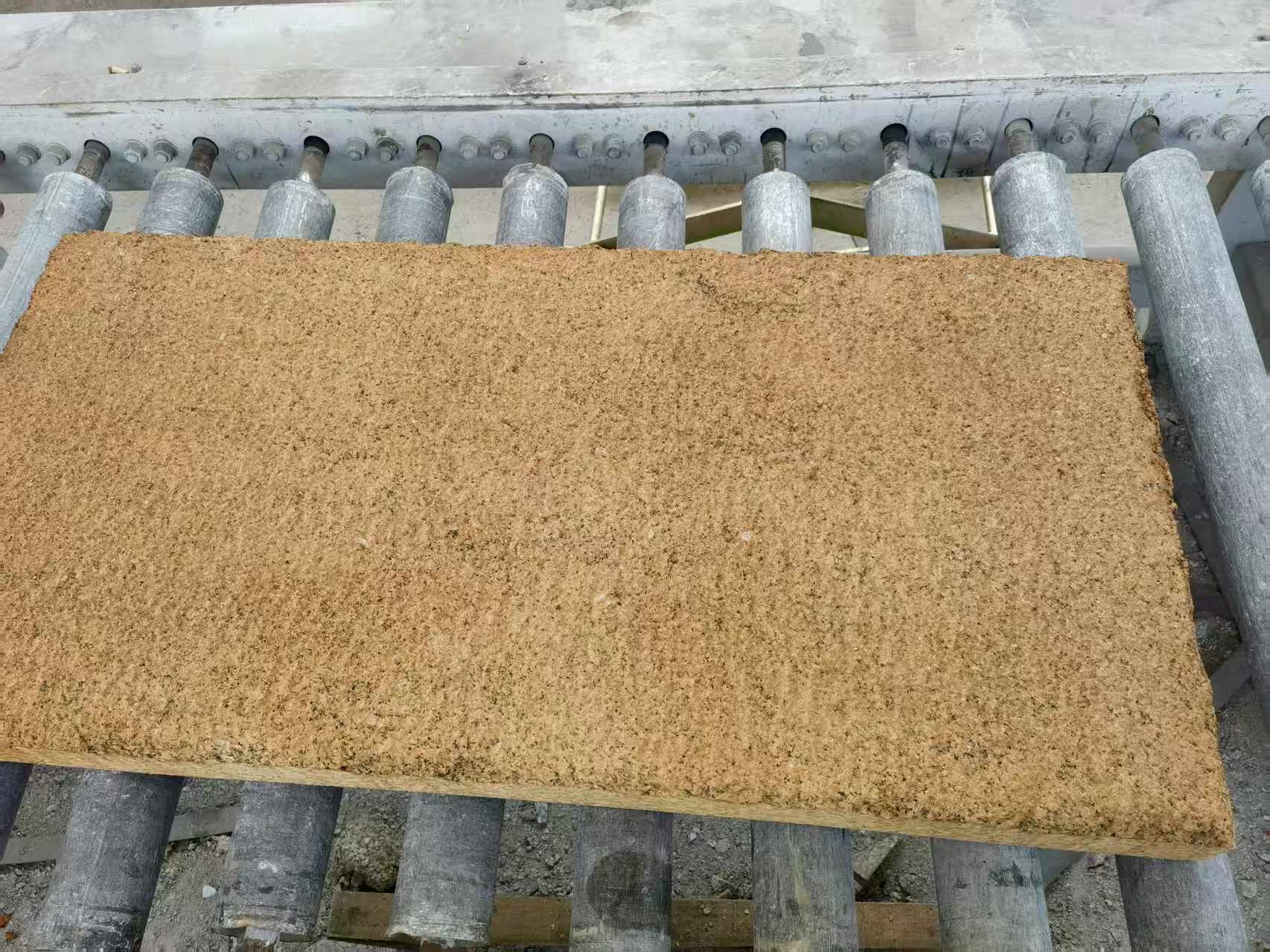 双鸭山 菠萝面老石板，做旧仿古石，流水线生产加工